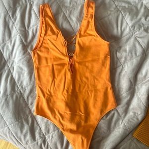 Wilfred Free orange Lais bodysuit from Aritzia, size S